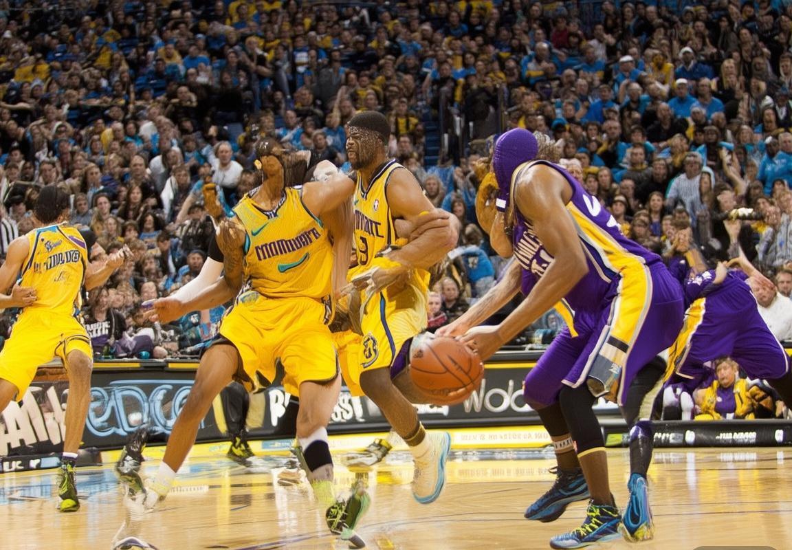 2013年NBA季后赛黄蜂对步行者经典对决解析